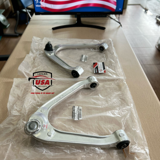 Càng C trên trước Infinity QX70 