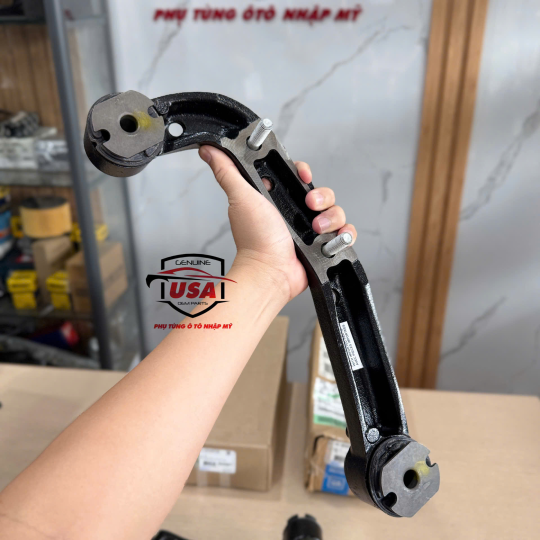 Bộ càng cao su treo cầu trước Cadillac Escalase 