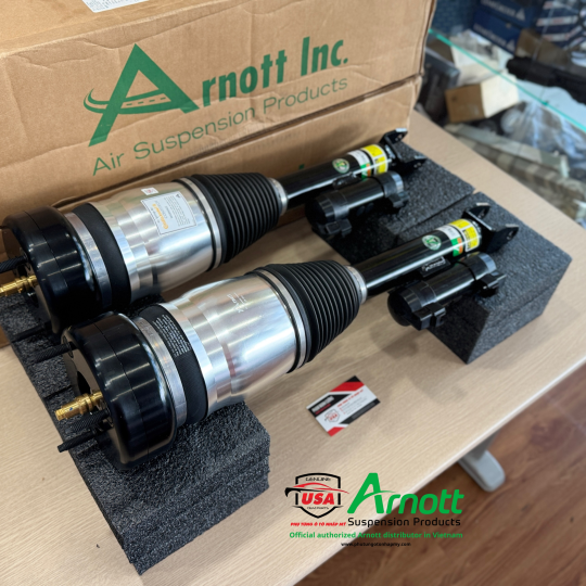 Phuộc hơi trước  Arnott - USA Mercedes C300 -AMG  - A2053208300 - A2053208400