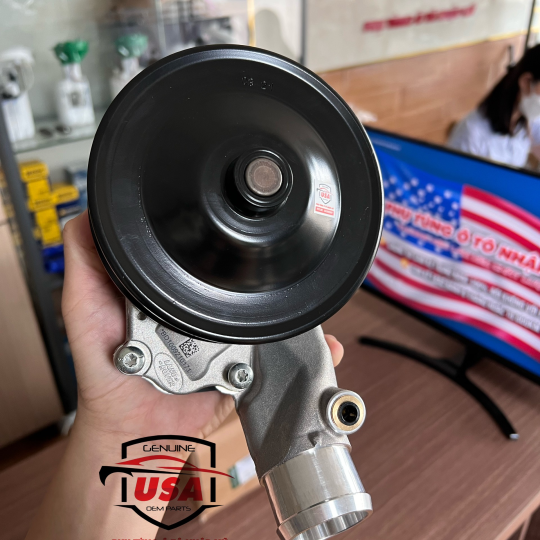Bơm nước Landrover Ranger Rover  LR033993   - AJ813909 