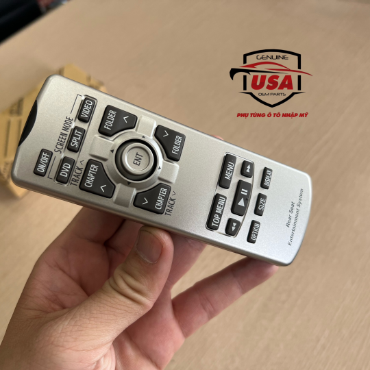 Remote khiển  hệ thống giải trí Toyota Sienna  