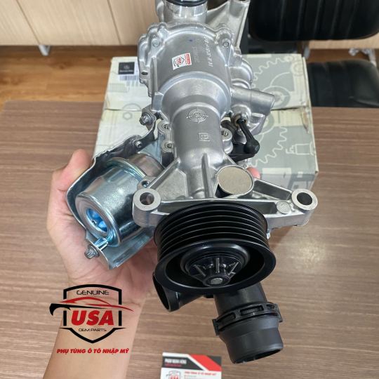 Bơm nước động cơ Mercedes E Class  - A2742000800