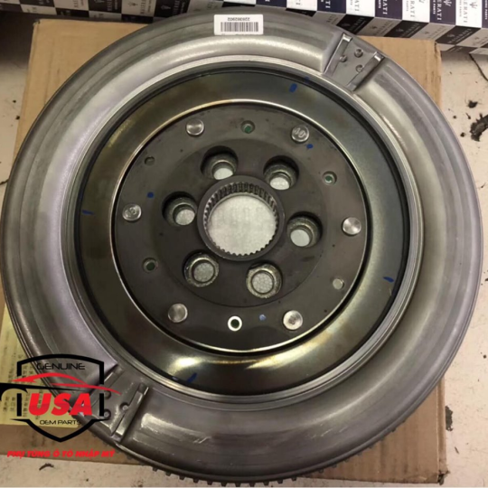 Bánh Đà Động cơ BMW F82 -M4 engine S553.0L  