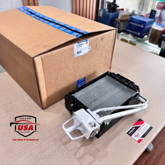 Giàn lạnh điều hòa sau Cadillac Escalade ESV  84445411