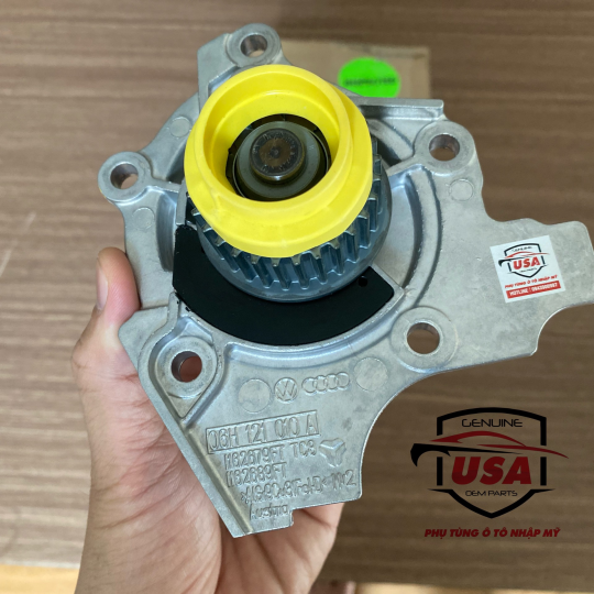 Bơm nước động cơ Audi Q5 , 06H121010A 