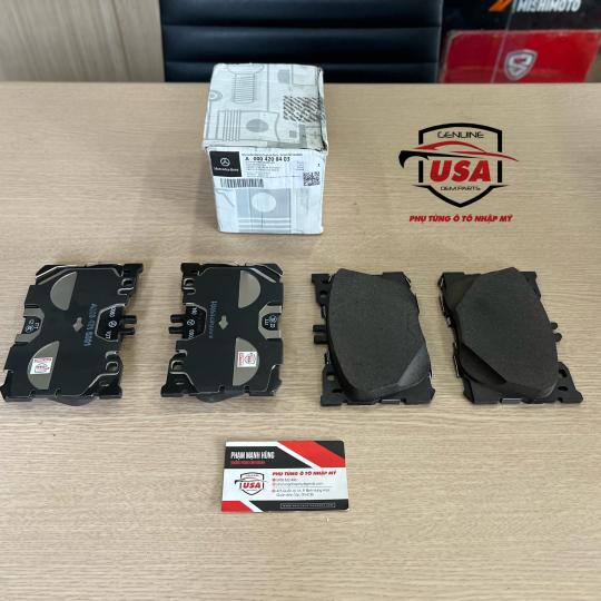 Bố thắng trước Mercedes GLC 300
