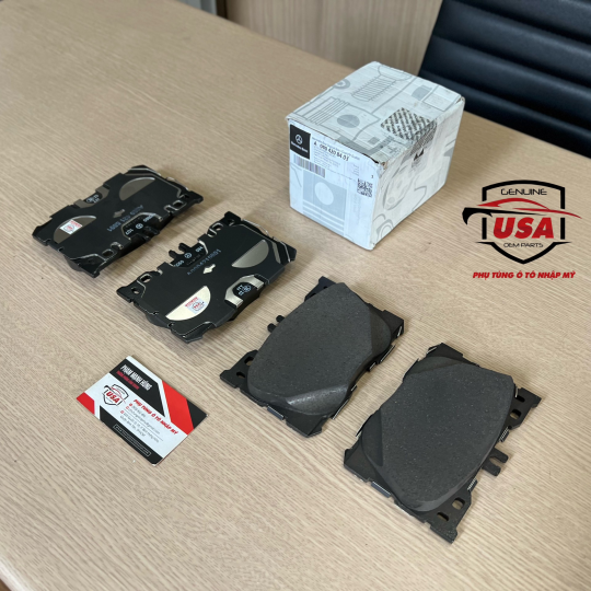 Bố thắng trước Mercedes GLC 300