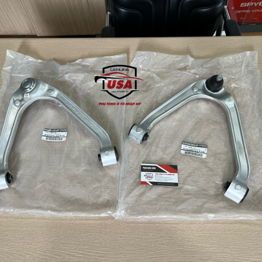 Càng C trên trước Infinity QX70 