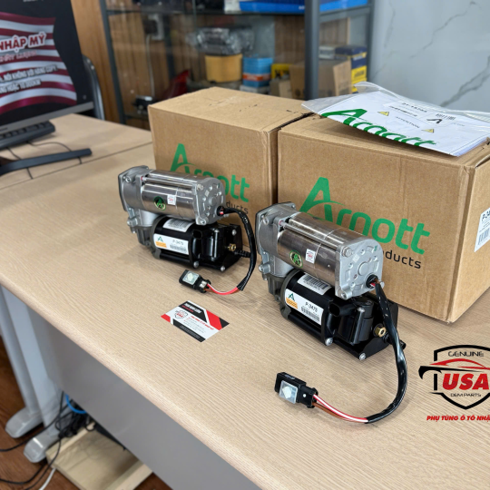 Bơm Phuộc hơi trước Arnott Wabco USA Mercedes GLC 300 , C300 