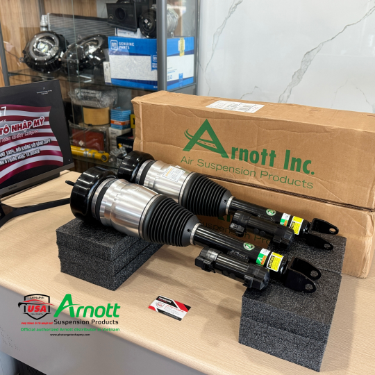 Phuộc hơi trước  Arnott - USA Mercedes C300 -AMG 